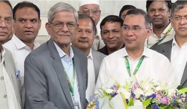 রাষ্ট্রপতিকে প্রধানমন্ত্রী ও বিরোধীদলীয় নেতার অভিনন্দন