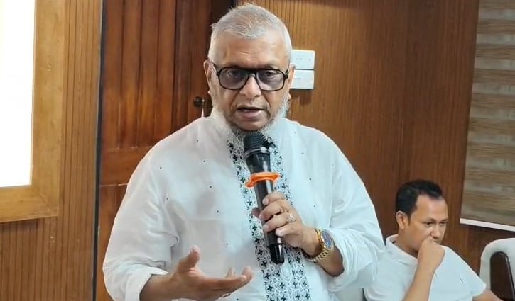 সাত দিনের মধ্যে বিদেশে পাঠানো দালাল চক্রের তথ্য চাইলেন মন্ত্রী