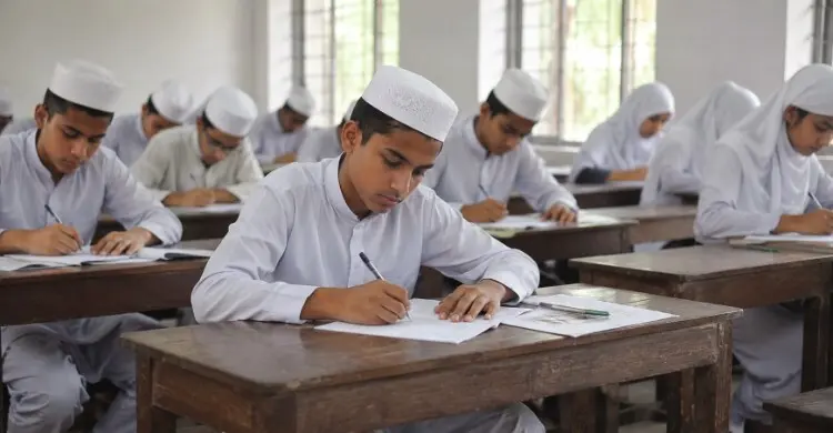এসএসসি-দাখিলে একই প্রশ্নপত্রে পরীক্ষা, নতুন বিষয় কোড প্রকাশ