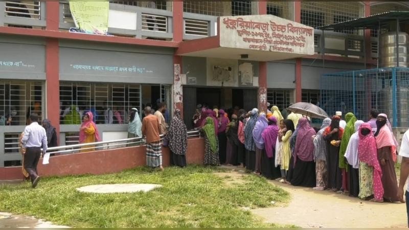 সিরাজগঞ্জে ফ্রি মেডিকেল ক্যাম্পে ৩ সহস্রাধিক রোগীকে চিকিৎসাসেবা ও ওষুধ প্রদান
