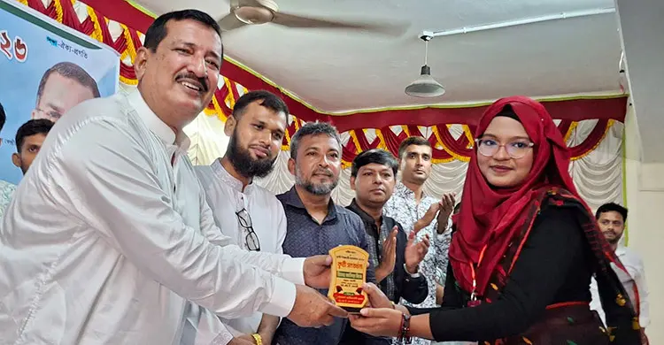 খালেদা জিয়া গণতন্ত্রের জন্য আত্মত্যাগী মায়ের মূর্ত প্রতীক