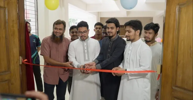 শেখ মুজিবুর রহমান হলে ডাকসুর আধুনিক কম্পিউটার ল্যাব উদ্বোধন