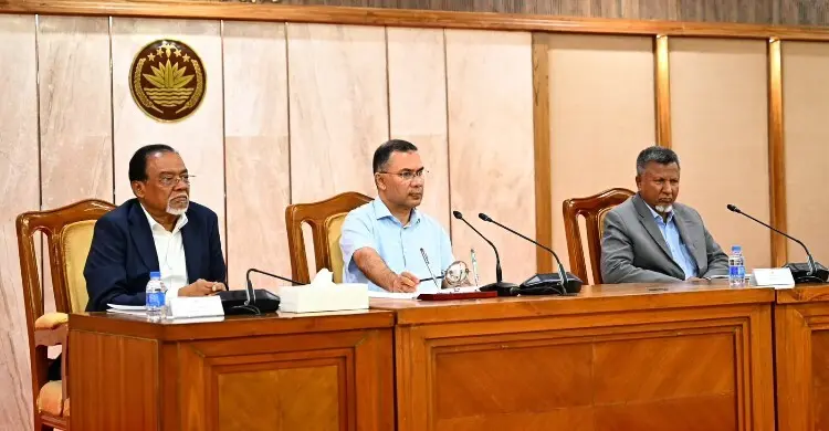 ইউএনওদের দায়িত্বশীলতা ও মানবিকতার সঙ্গে কাজ করার আহ্বান প্রধানমন্ত্রীর