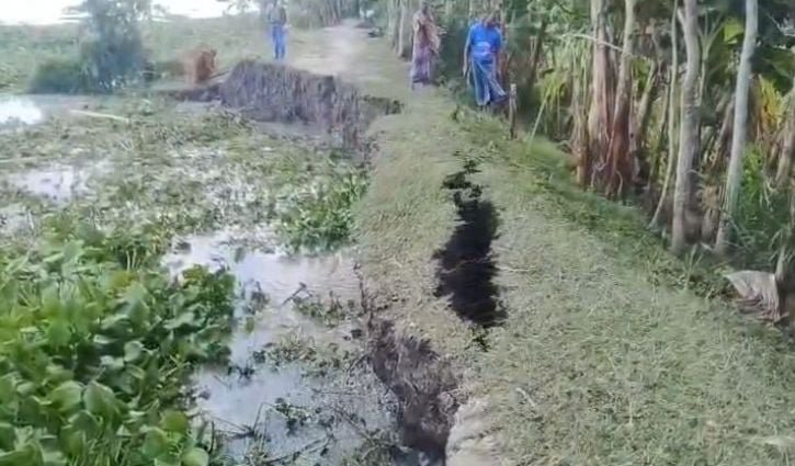 ঝালকাঠিতে বিষখালীর ভাঙন, ঝুঁকিতে স্কুল ও দেড়শ একর ফসলি জমি