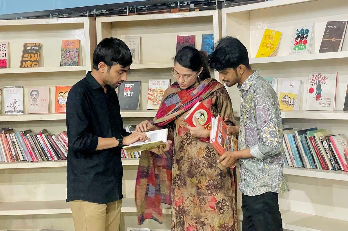 এসএসসির পর ১০ ঘণ্টা মোবাইল নয়, বরং সপ্তাহে ১০ ঘণ্টা কাজ করুন