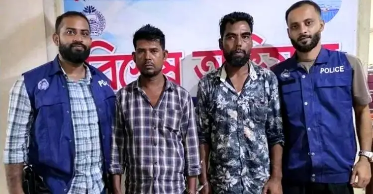 হাটহাজারীতে অস্ত্র তৈরির কারখানায় অভিযান