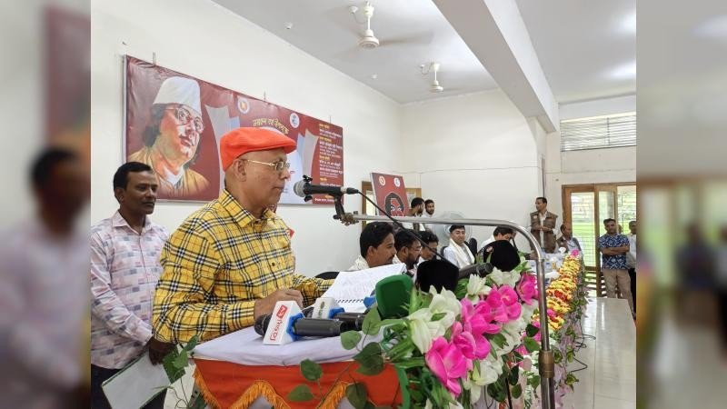 জাতীয় কবি নজরুল ইসলামকে সাংবিধানিক স্বীকৃতির দাবী
