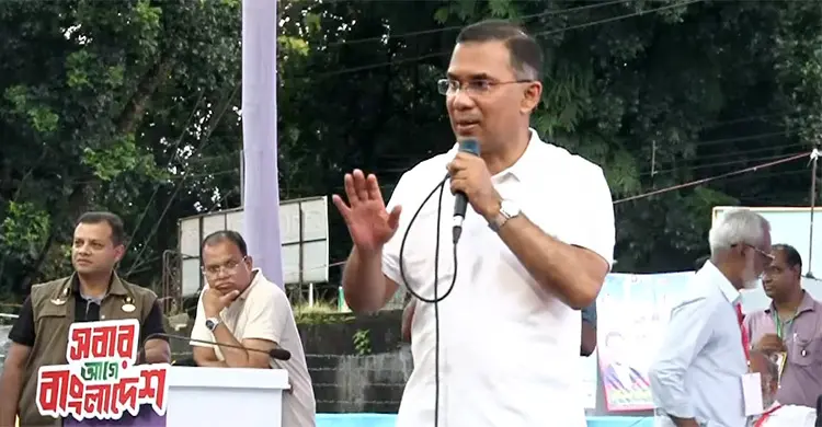 আজকে যারা বড় বড় কথা বলছেন, গত ১৭ বছর তাদের রাজপথে দেখিনি