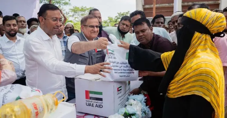 সিলেটে বন্যায় ক্ষতিগ্রস্ত ১৫০০ পরিবারকে আমিরাতের সহায়তা
