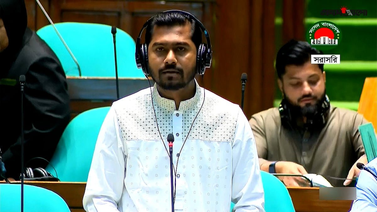আমলাতান্ত্রিক জটিলতার জন্য নতুন করে নিয়োগ দেওয়া যাচ্ছে না, সংসদে প্রবাসীকল্যাণ প্রতিমন্ত্রী