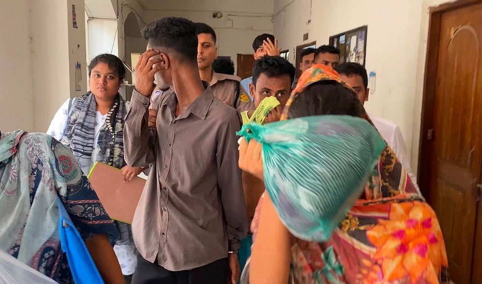 রাজধানীতে তরুণীর খণ্ডিত মরদেহ উদ্ধারের মামলায় ৫ আসামি রিমান্ডে