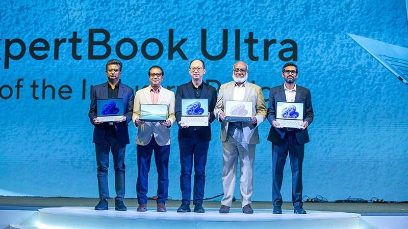 এআই পারফরম্যান্স, ০.৯৯ কেজি ওজনের আসুস এক্সপার্টবুক আল্ট্রা উন্মোচন
