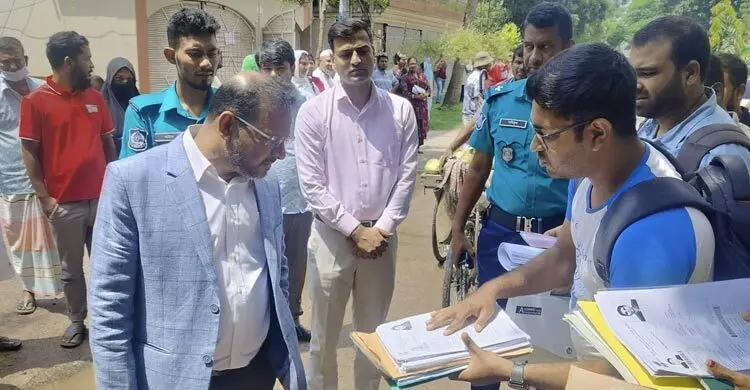 শিশু মুনতাহার চিকিৎসার পথ খুলল, শরিফুলও পেলেন ভিসা