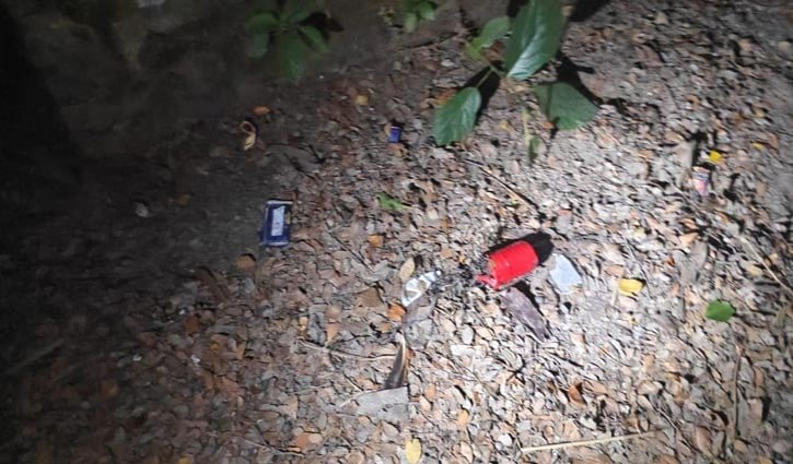 গাইবান্ধায় ‘জয় বাংলা’ স্লোগান দিয়ে ৩ ককটেল বিস্ফোরণ