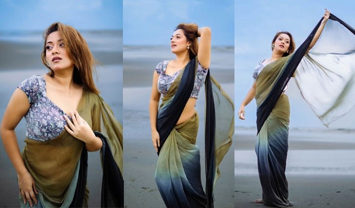 সমুদ্রতীরে শাড়িতে ধরা দিলেন অন্যরকম দীঘি