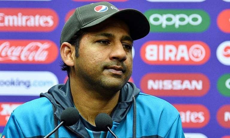 পাকিস্তান বোর্ডের সিরিজ বাতিলের হুমকি নিয়ে কিছু জানতেন না কোচ সরফরাজ