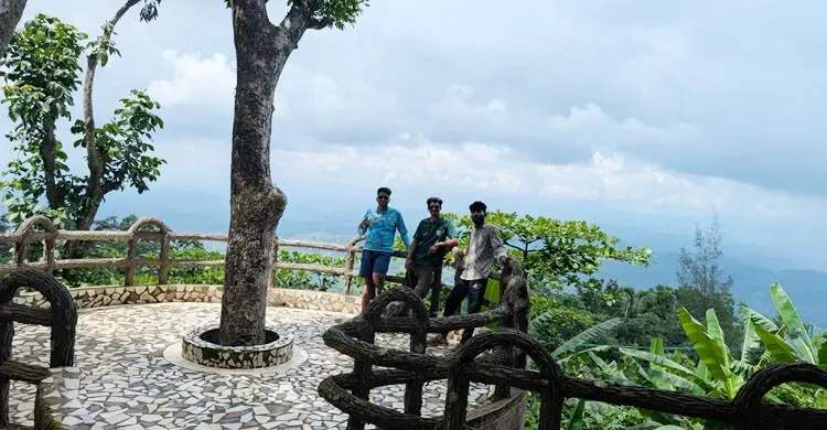 ভিন্ন স্বাদ নিতেই অপরিকল্পিত বান্দরবান ভ্রমণ