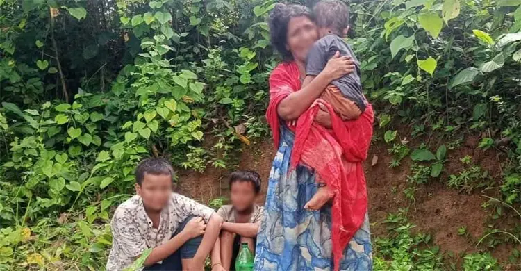 সীমান্তে ফেলে যাওয়া ভারতীয় নারীর আকুতি ‘মুম্বাই মে ভেজ দো’