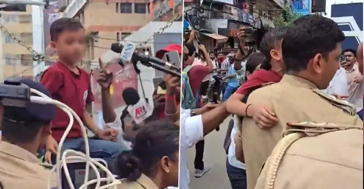 ব্যাগে সংবিধান নিয়ে ঘোরে প্রথম শ্রেণির ছাত্র, কে এই শিশু?