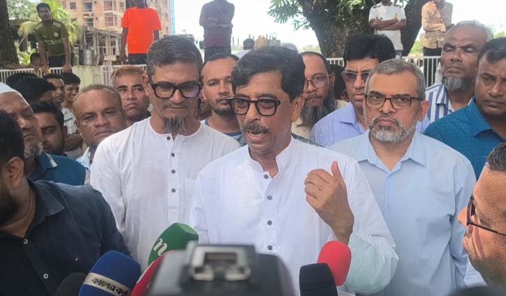 কৃষক কার্ডে স্বজনপ্রীতির সুযোগ নেই: কৃষিমন্ত্রী