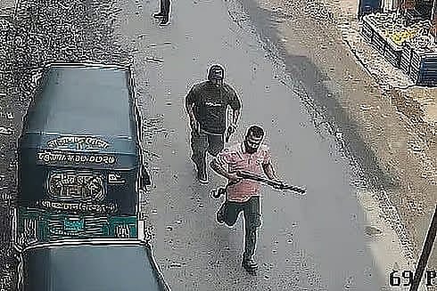 রাউজানে যুবদল নেতা খুনে অংশ নেওয়া অস্ত্রধারী ইলিয়াস গ্রেপ্তার