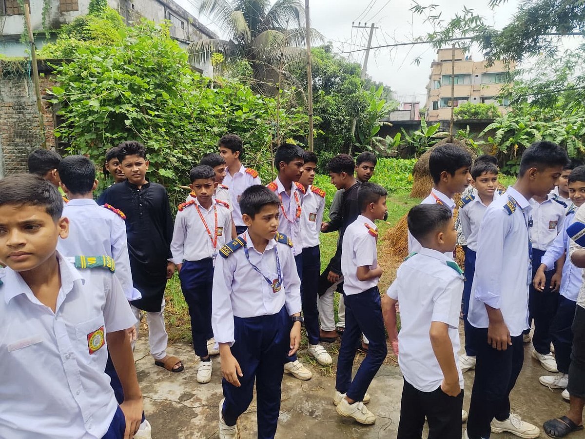 ‘এখন ৫৩ জন, একজন তো কমেই গেল’—অপ্রতিমকে শেষবিদায় বন্ধুদের