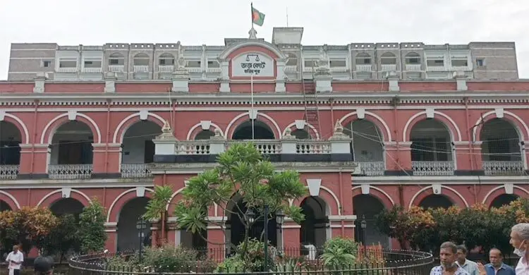 স্বামীকে কুপিয়ে হত্যা, স্ত্রীসহ পরকীয়া প্রেমিকের যাবজ্জীবন কারাদণ্ড