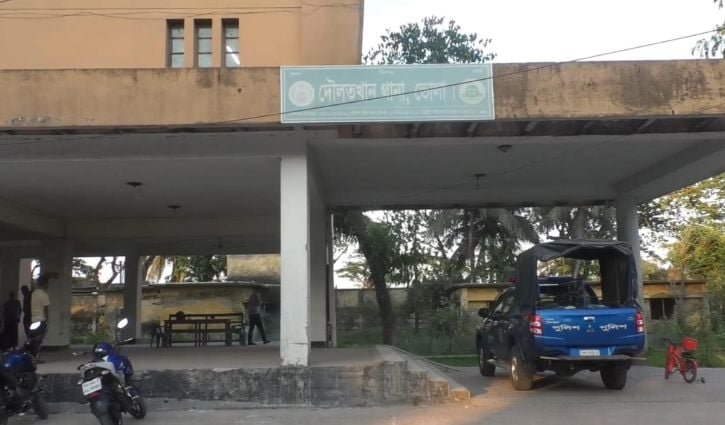ভোলায় ফেসবুকে পোস্টকে কেন্দ্র করে নারীকে পিটিয়ে হত্যার অভিযোগ