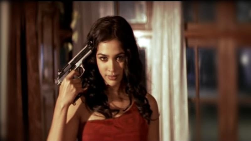 সাফল্যের পরেও কেন সিনেমা ছেড়েছিলেন? ২৪ বছর পর জানালেন সেই নায়িকা