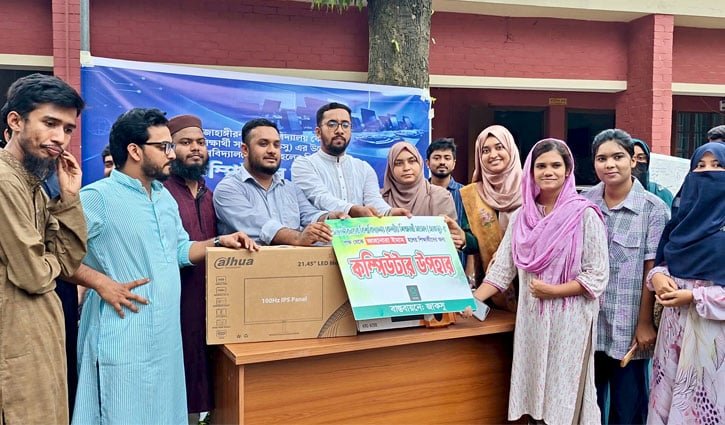 জাবির ২১টি আবাসিক হলে জাকসু’র কম্পিউটার বিতরণ
