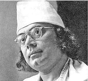 রাত জেগে লেখা কবিতা ‘বিদ্রোহী’
