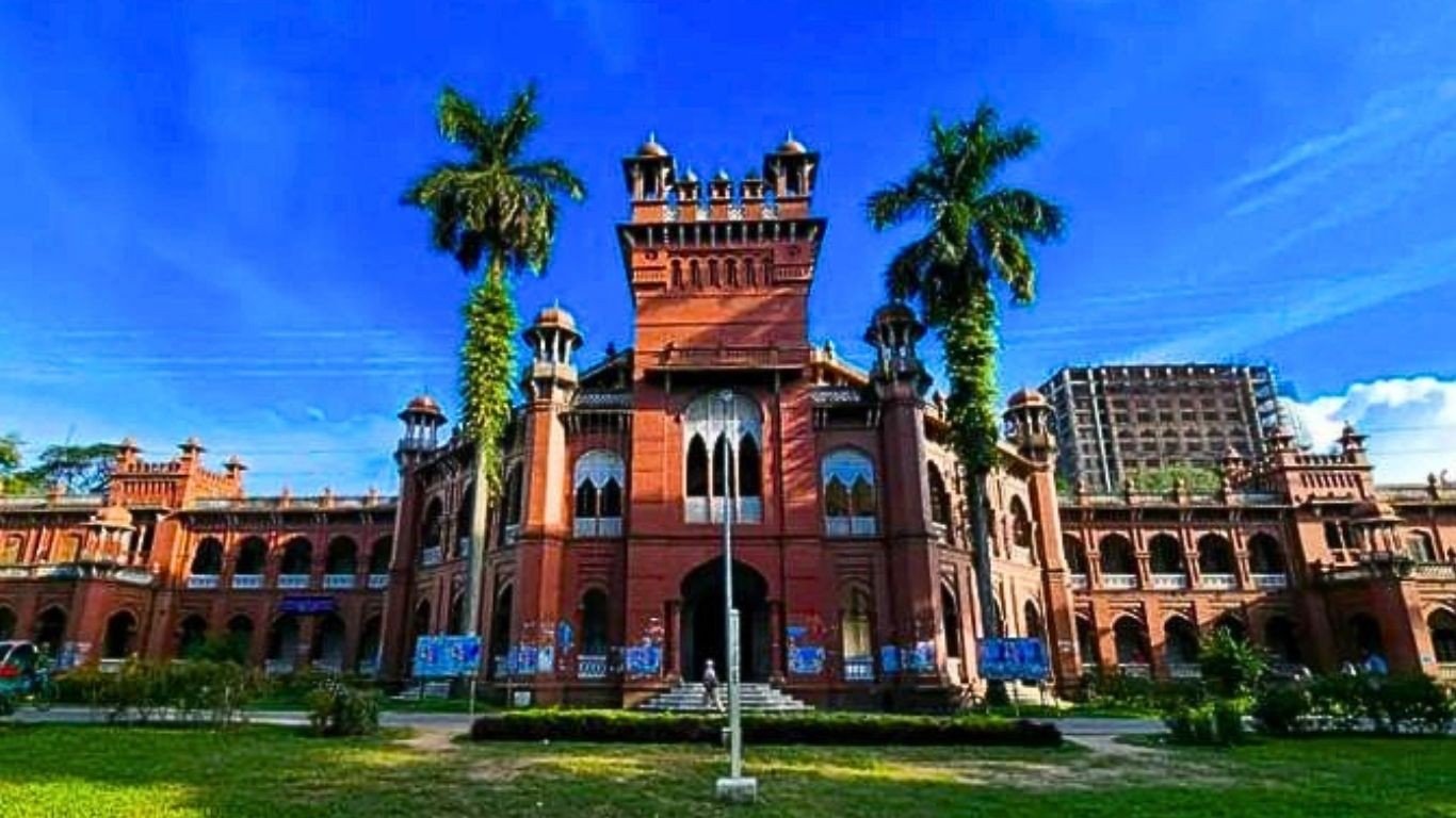 পিএইচডি-এমফিল ও ডিবিএ ডিগ্রি অর্জন করলেন ঢাবির ৩৩ গবেষক