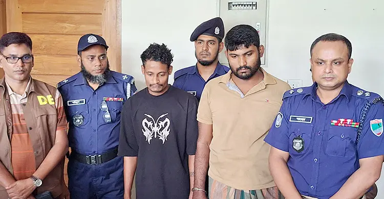 বাগেরহাটে একই পরিবারের তিন হত্যাকাণ্ডের রহস্য উদঘাটন, গ্রেফতার ৩