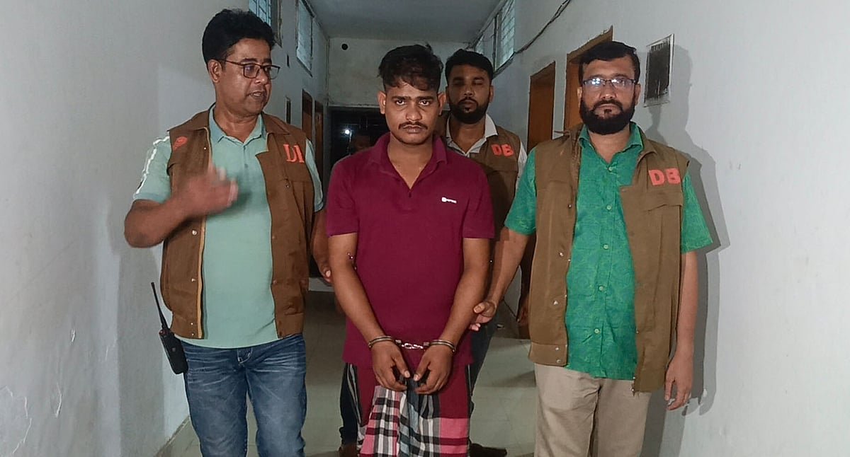 বিমানবন্দরে গাড়ি নিয়ে থাকতেন চালক সেজে, পরে লুটে নিতেন প্রবাসীদের সর্বস্ব