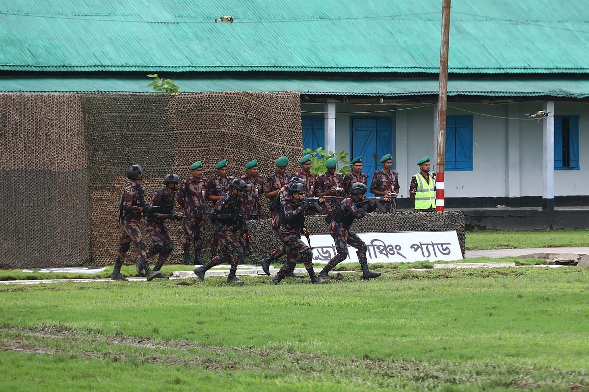 ড্রোনে সীমান্ত পাহারার মহড়া