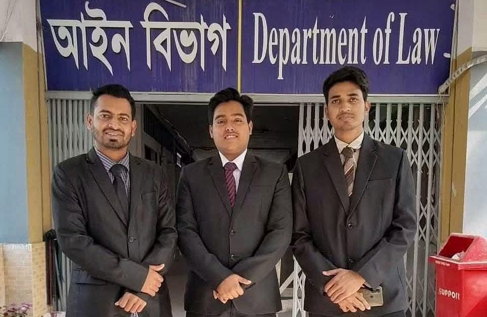 ইসলামী বিশ্ববিদ্যালয়ে একই কক্ষের ৩ বন্ধু এখন জজ, করতেন ‘গ্রুপ স্টাডি’