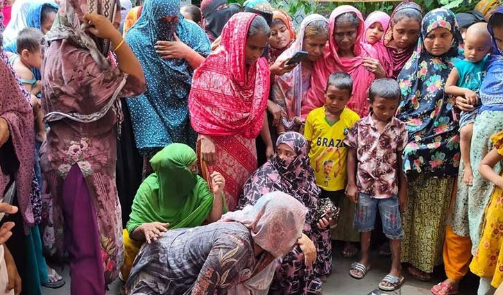 লক্ষ্মীপুরে দাদাকে বাঁচাতে গিয়ে পানিতে ডুবে প্রাণ গেল নাতি নাতনির 