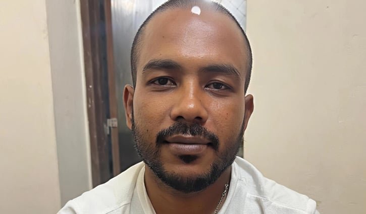 জামাতার কুড়ালের কোপে থামল মজিদের জীবন