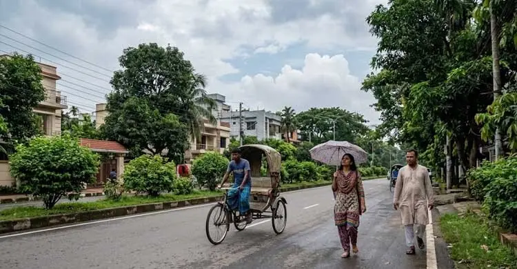ঢাকায় দুপুরের মধ্যে হালকা বৃষ্টির আভাস