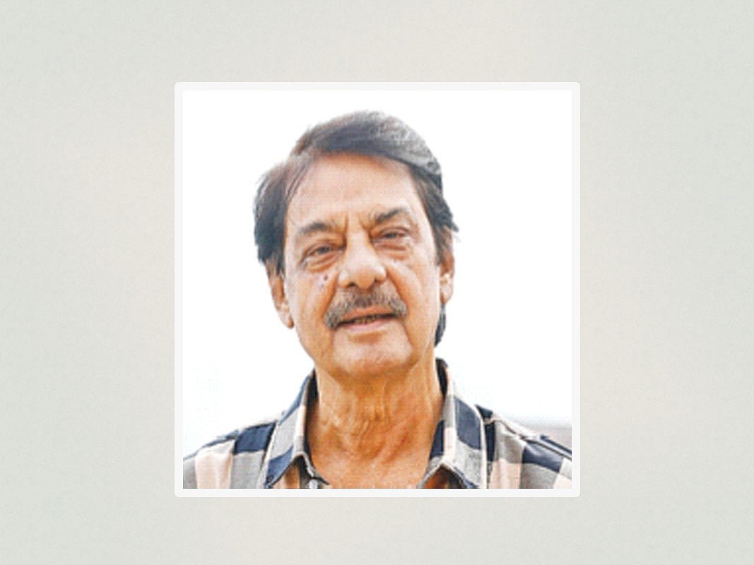 ওস্তাদেরা আধুনিক গান গাইতে অনুমতি দিতেন না রফিকুল আলমকে
