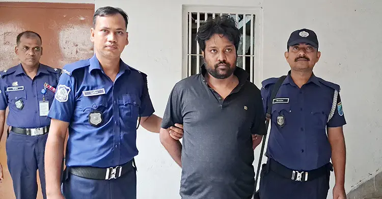 অটোরিকশা রাখা নিয়ে মারধরের প্রতিবাদ করায় এসবি সদস্যকে হত্যা