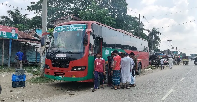 বিআরটিসি বাস পিষে দিলো স্কুলছাত্রকে