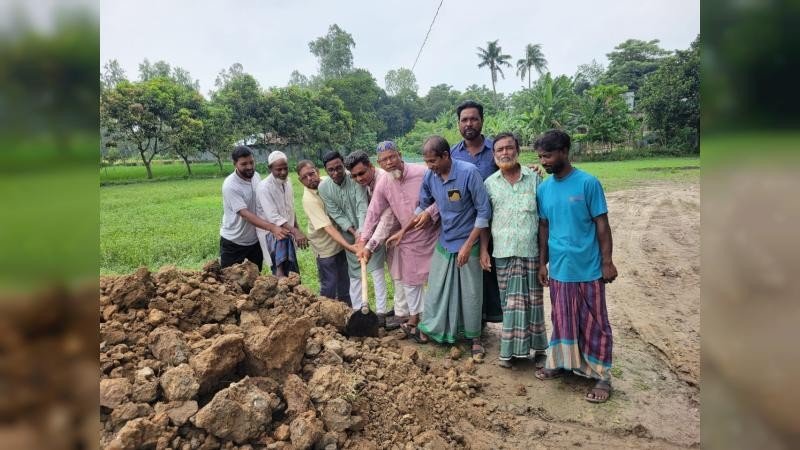 বেলগাছী দেওয়ান দালিক মাদ্রাসায় ৪৯ বছর পর খেলার মাঠের উদ্বোধন