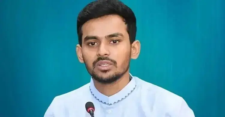 দুর্নীতির অভিযোগ নিয়ে কথা বলবেন আসিফ মাহমুদ, করবেন জরুরি সংবাদ সম্মেলন