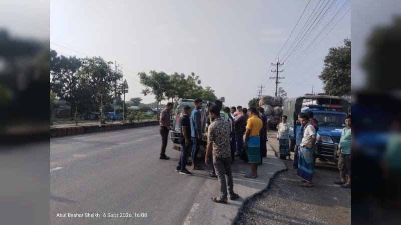 ভালুকায় মহাসড়কে থ্রি-হুইলারের বিরুদ্ধে পুলিশের বিশেষ অভিযান