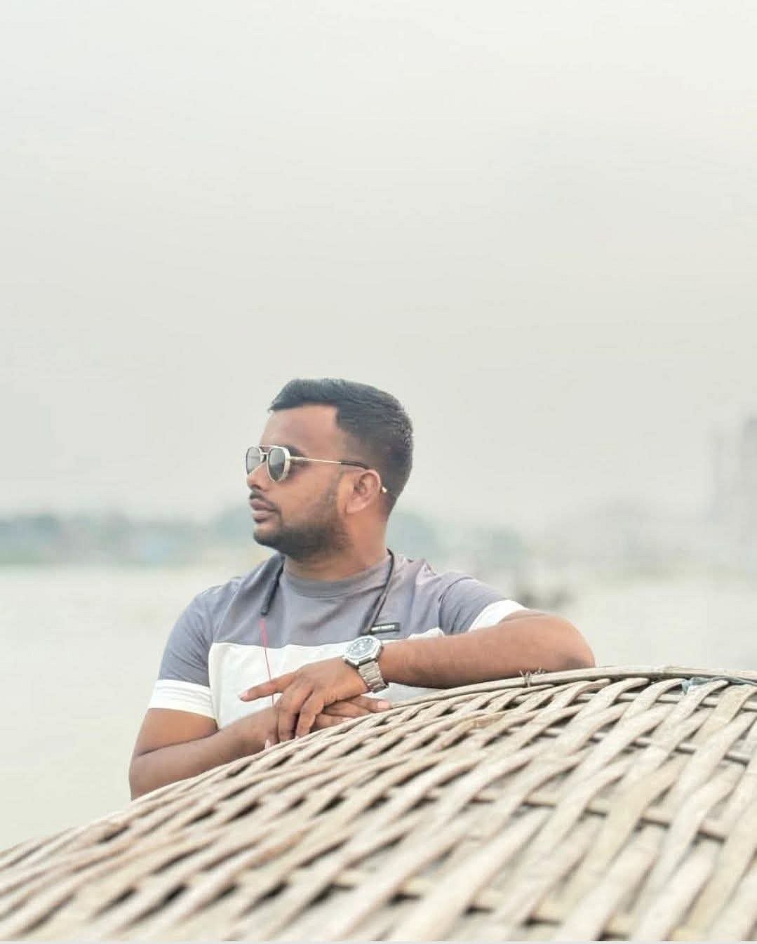 এসপি, ওসিকে সতর্কবার্তা দিয়ে যা লিখলেন ‘সন্ত্রাসী’ রায়হান