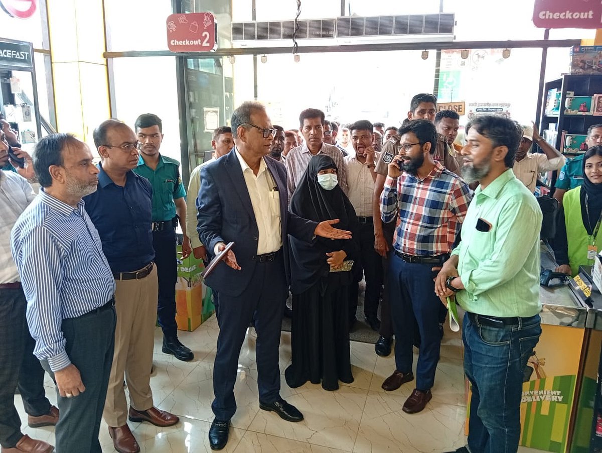 চট্টগ্রামে নকশা না মেনে ভবন নির্মাণ, পার্কিংয়ে ব্যবসা, ৪১ লাখ টাকা জরিমানা