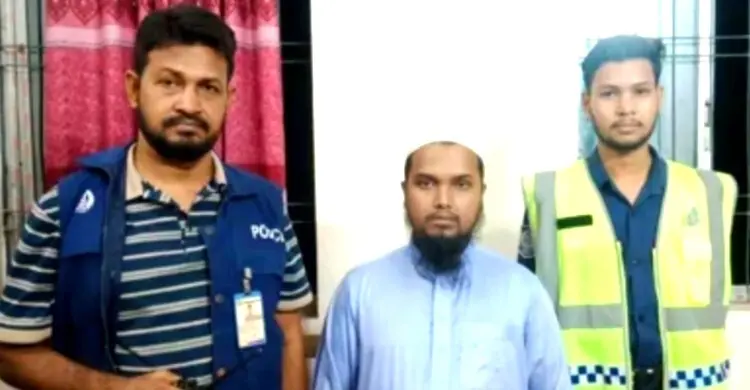 ছাত্রকে বলাৎকারের অভিযোগে মাদরাসা শিক্ষক গ্রেফতার
