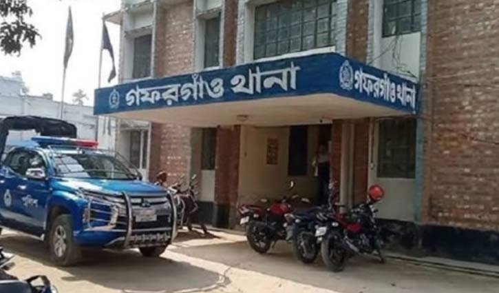 গফরগাঁওয়ে ডাকাতি শেষে ছেলেকে জিম্মি করে মাকে সংঘবদ্ধ ধর্ষণ