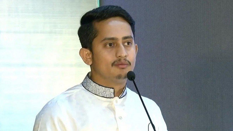 সেদিন ডিবি কার্যালয়ে কী ঘটেছিল, জানালেন সারজিস